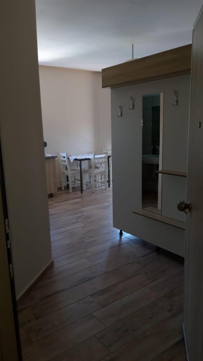 Vlorë Disy Apartments חדר תמונה