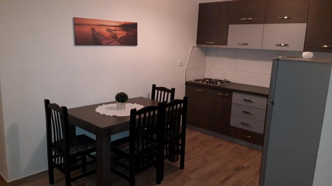 Vlorë Disy Apartments חדר תמונה